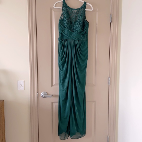 Floor length emerald formal dress - Size 10 - Picture 1 of 3